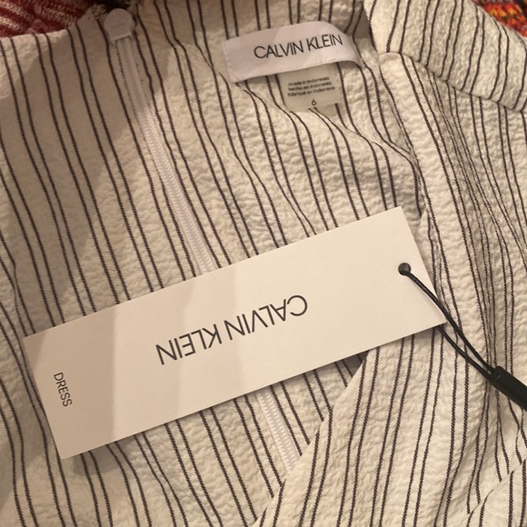 Women’s Calvin Klein Sleeveless Striped White Romper - Picture 7 of 8